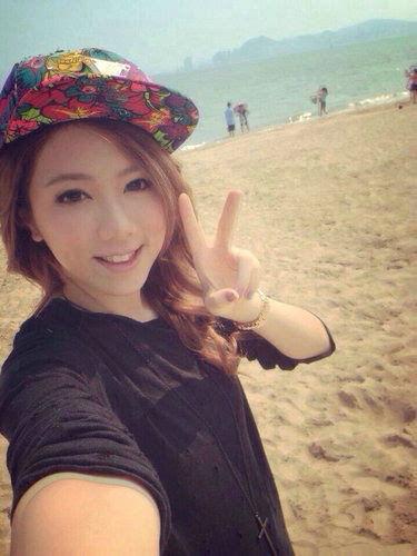 邓紫棋爸爸照片