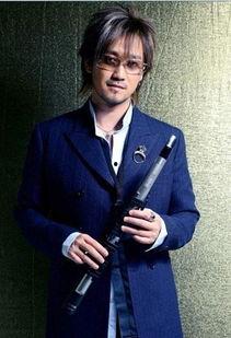 小刚周传雄照片,音乐传奇的跨界合影