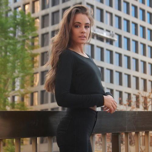 瑞秋德米塔个人资料,才华横溢的艺术家与多面手